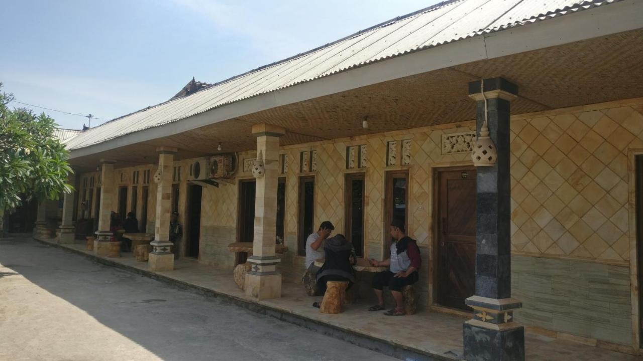 Hotel Kampoeng Drini Brono Dış mekan fotoğraf